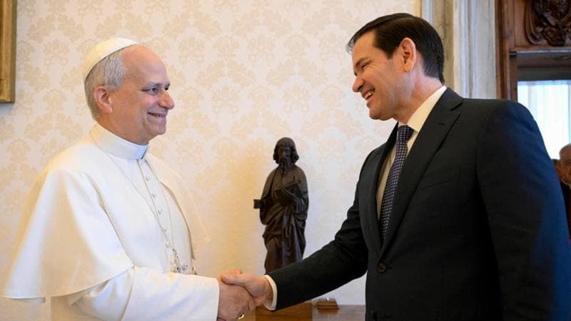 Papa Leone aspetta Rubio: mano tesa dopo gli attacchi ma fermezza per la pace
