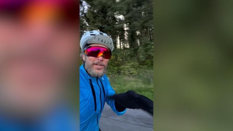 L'addio speciale di Jovanotti: "Ciao Alex, pedala libero nell'universo"
